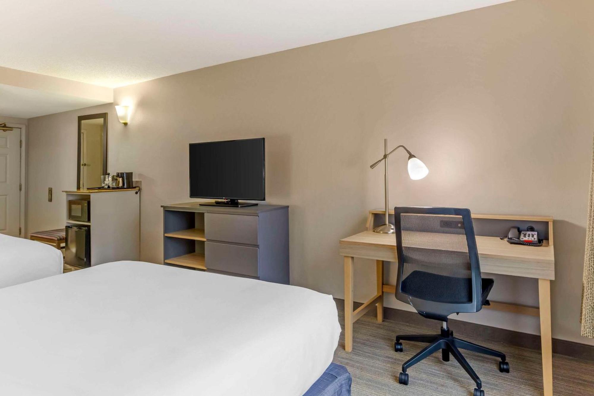 Country Inn & Suites By Radisson, Newport News South, Va Esterno foto